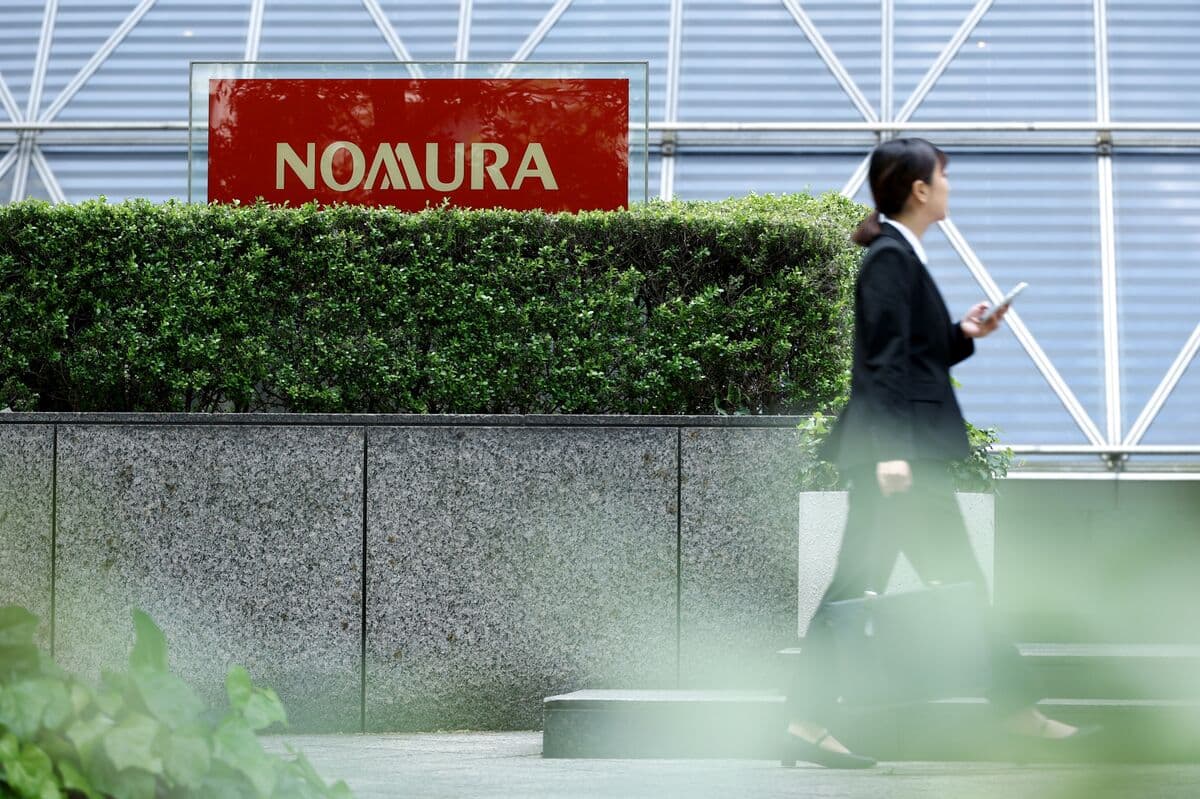 Nomura Joins Sony in Powering Big Week for Japan Bond Sales