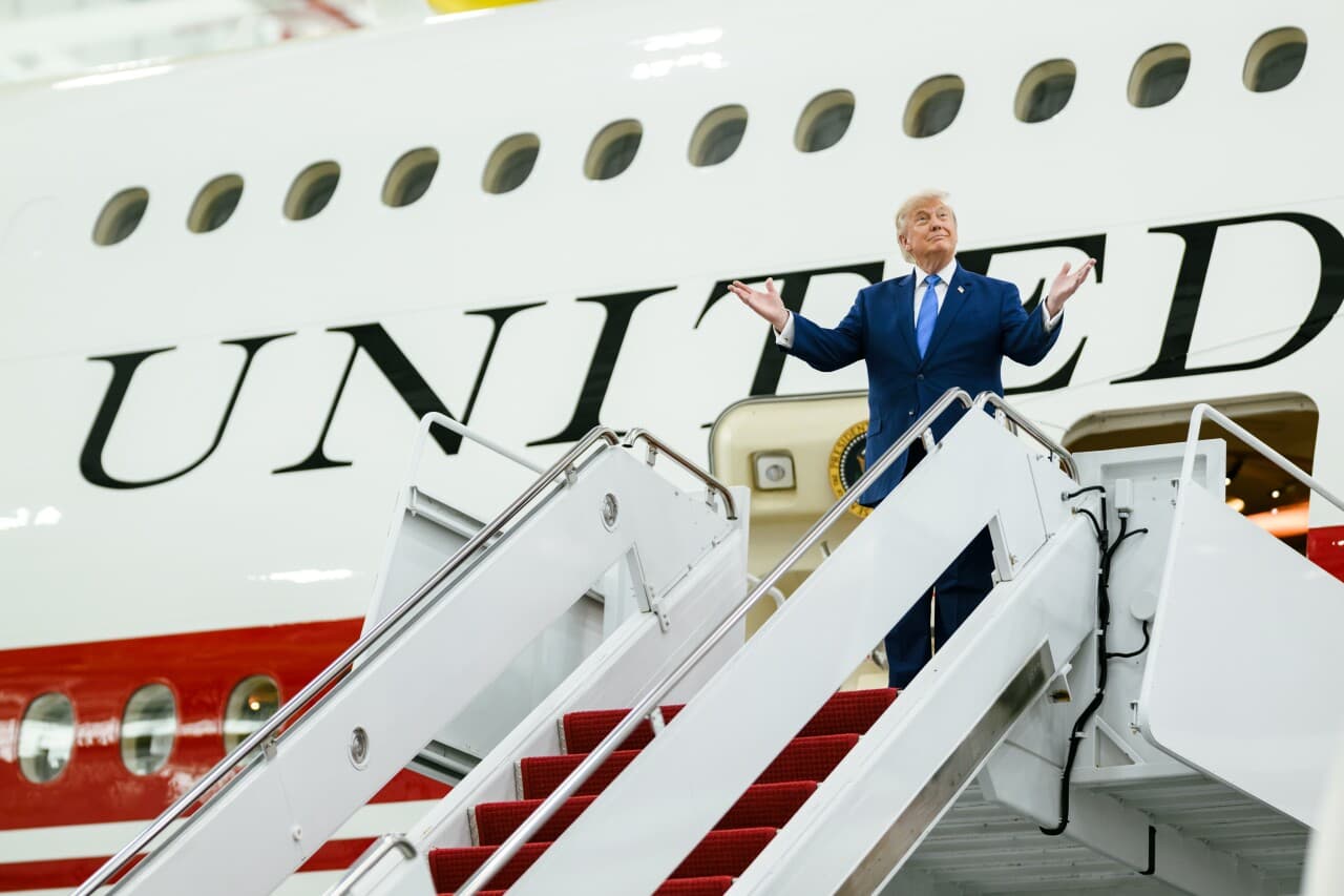 Trump's New Air Force One: The Qatar-Donated Boeing 747 Raising Security and Ethics Alarms