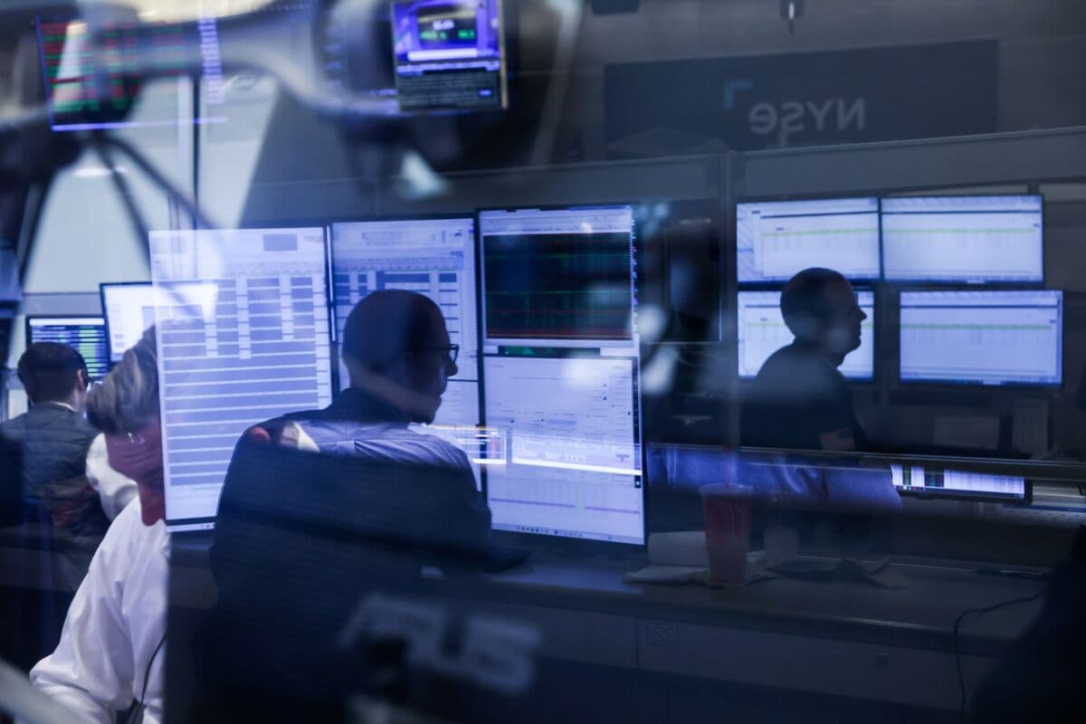How Substack Creators Are Covering This Strange Markets Era
