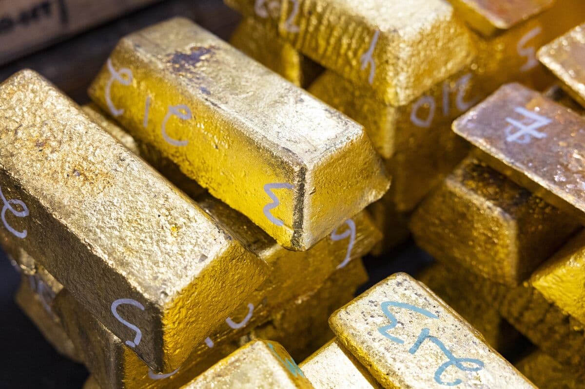 Singapore to Launch Gold-Clearing System With JPMorgan and Deutsche Bank