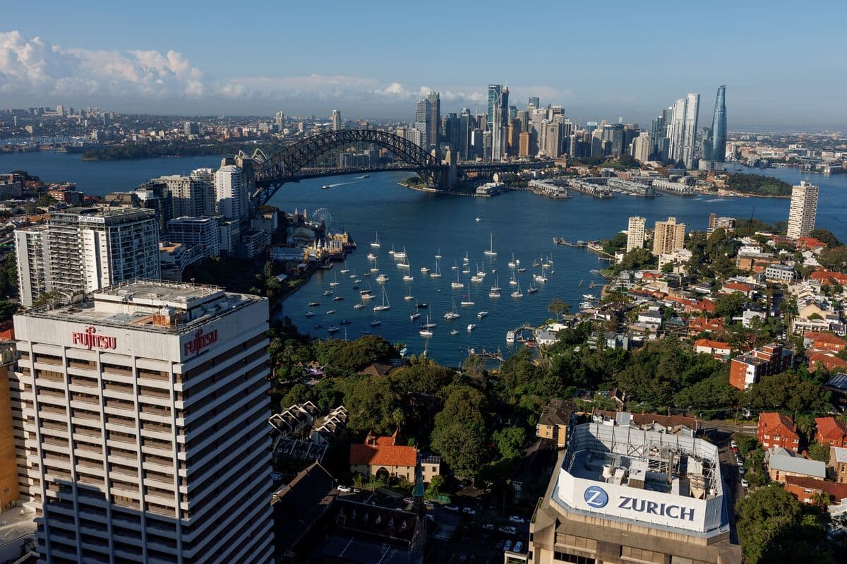 Bond Funds Chase Australian Debt on Peak RBA Rate Hike Bets