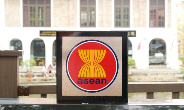 ASEAN in a Post-WTO World: Can the Bloc Stay Relevant Amid Managed Trade?