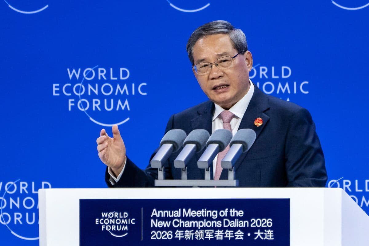 China Unfazed by Global Trade Criticism as Premier Champions Openness and Economic Benefits