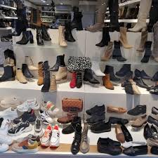 Adım Adım Zarafet, Moda ve Ayakkabı